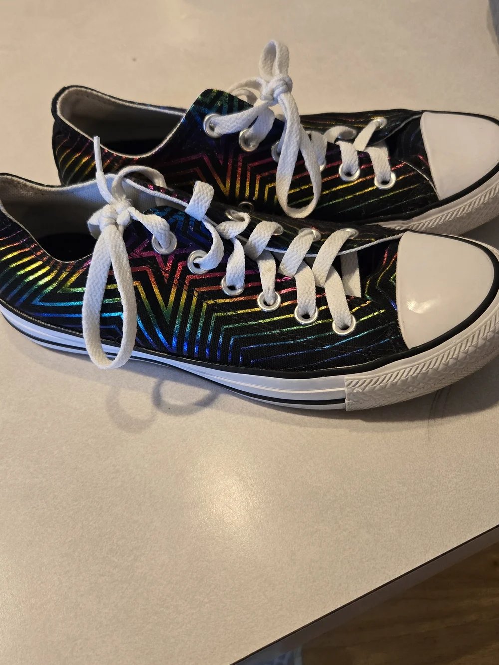 Converse Kids Low-Top Black Metallic Rainbow Star Sneakers Size 7